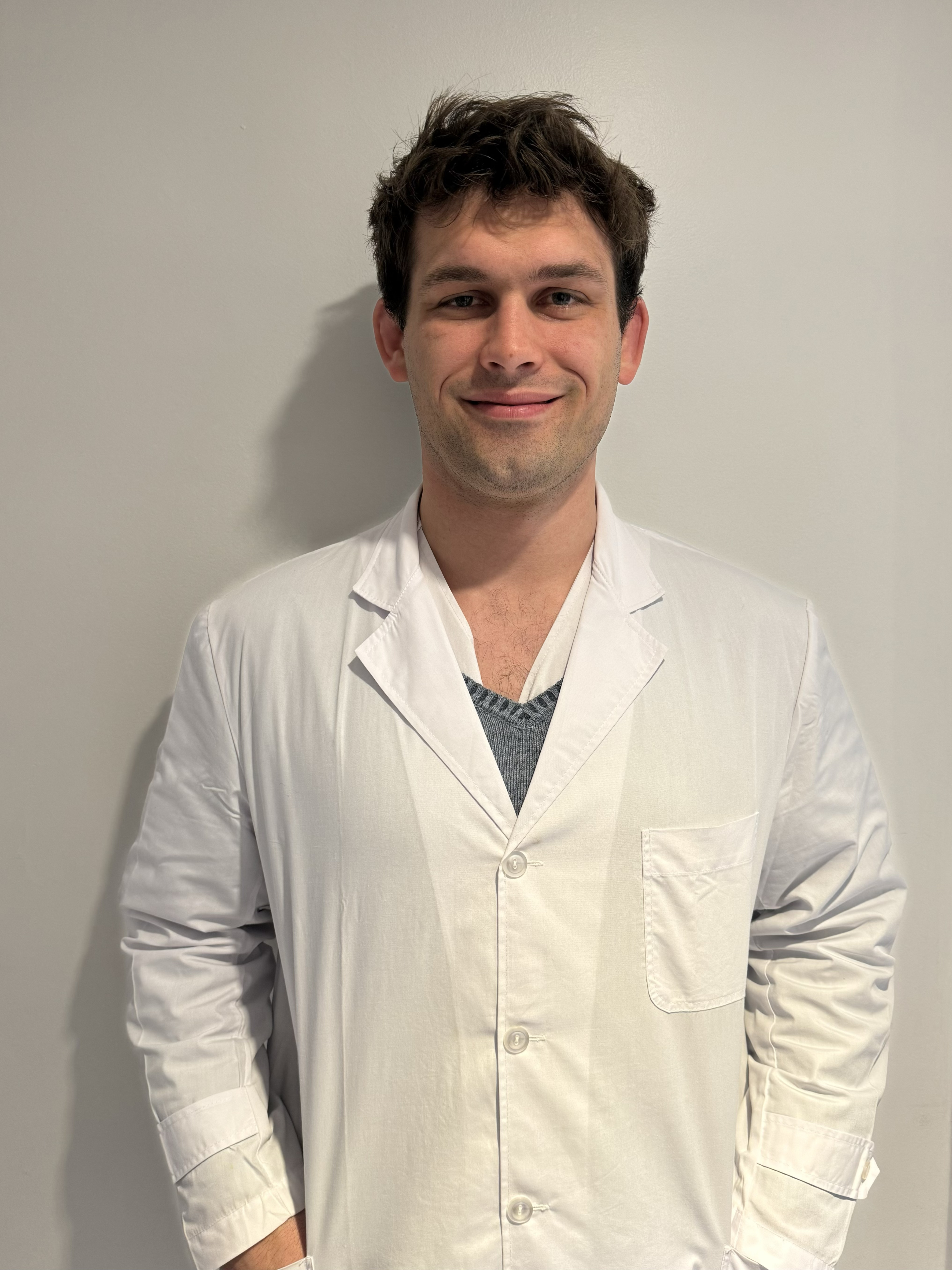 DR. DE CHAZAL LUCIO